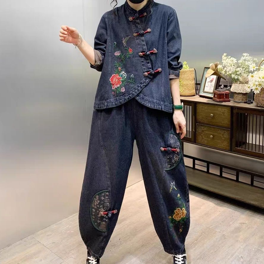 Street Fashion Jeans - Vintage Knopf Lose Gestickte Blume Denim