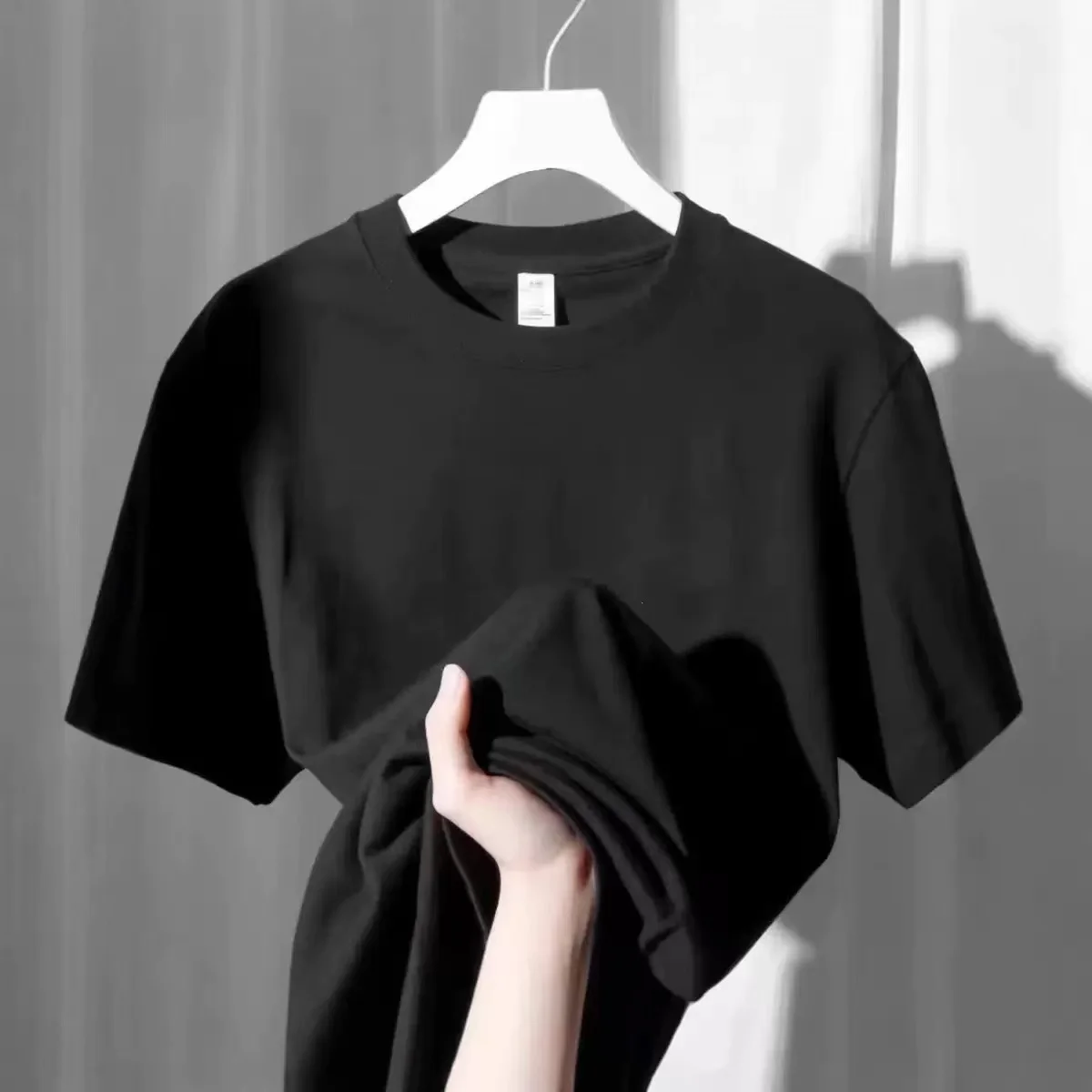 Damen-T-Shirt mit Rundhalsauss – Street Fashion Of Seoul Bewertung und Preis