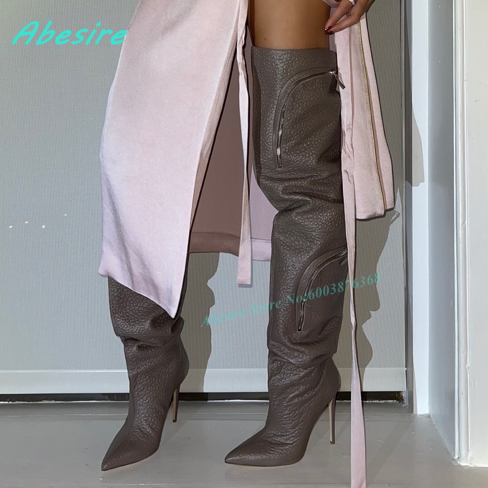 Blaue Denim-Stiefel mit spitze – Street Fashion Show Bewertung und Preis