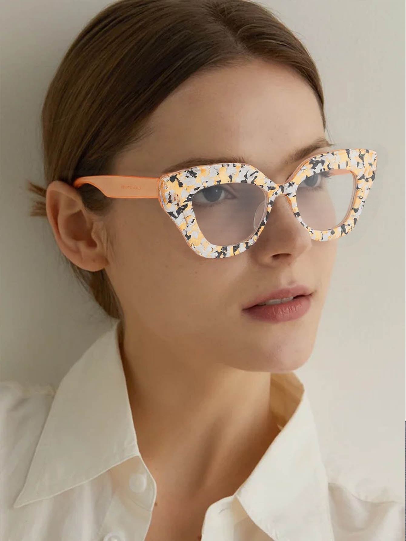 Große Cat-Eye-Brille mit flora – Street Fashion Show Bewertung und Preis