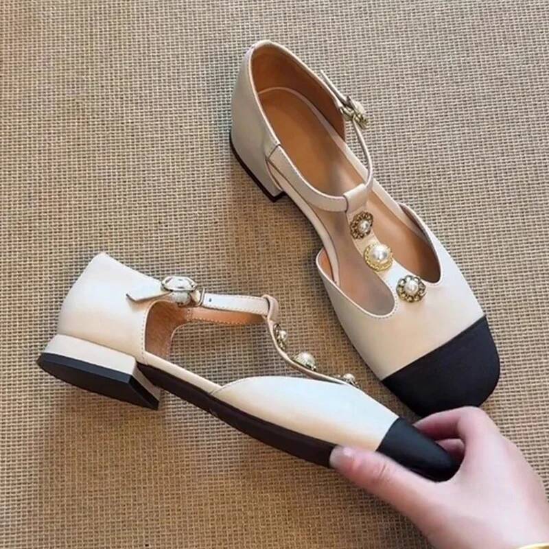 Frauen Karree Mit Hohen Absätz – Street Fashion Trends Bewertung und Preis